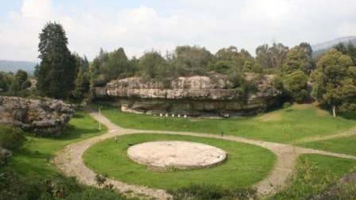 Hotel Media Luna Faca