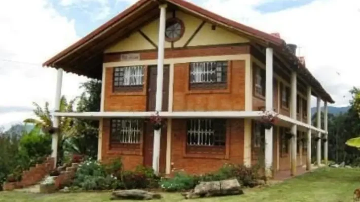 Hospedaje Villa Adriana