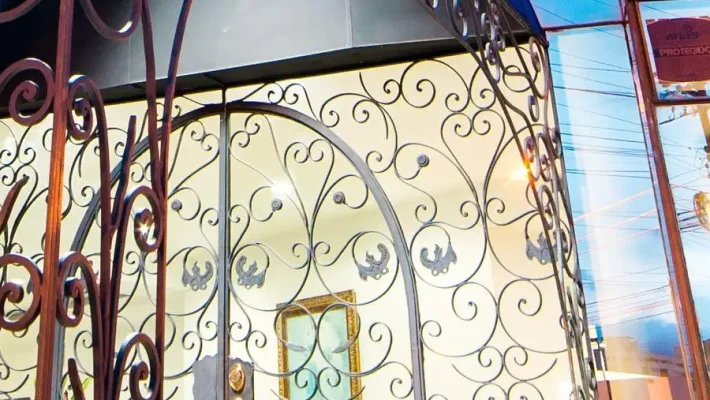 Hotel Metrópolis Plaza