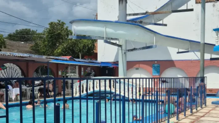 Pasadia Viota Tobogan