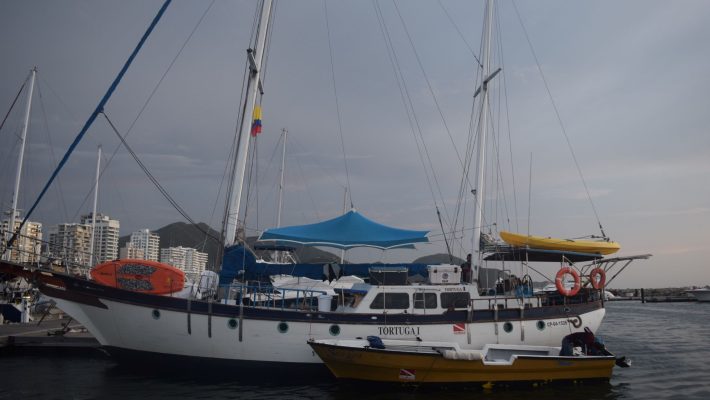 Velero Alquiler Santa Marta5